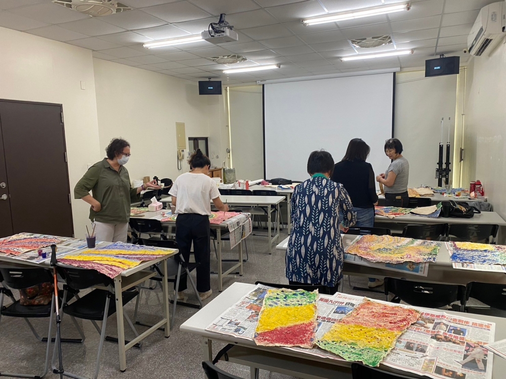 2023.04.30<br>藝術課程主題：拼貼撕畫