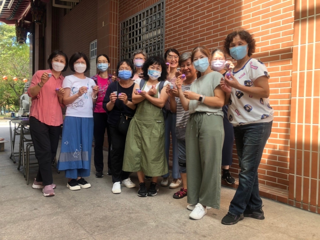 111年慶雲教室舉辦分享手作紫雲膏講座